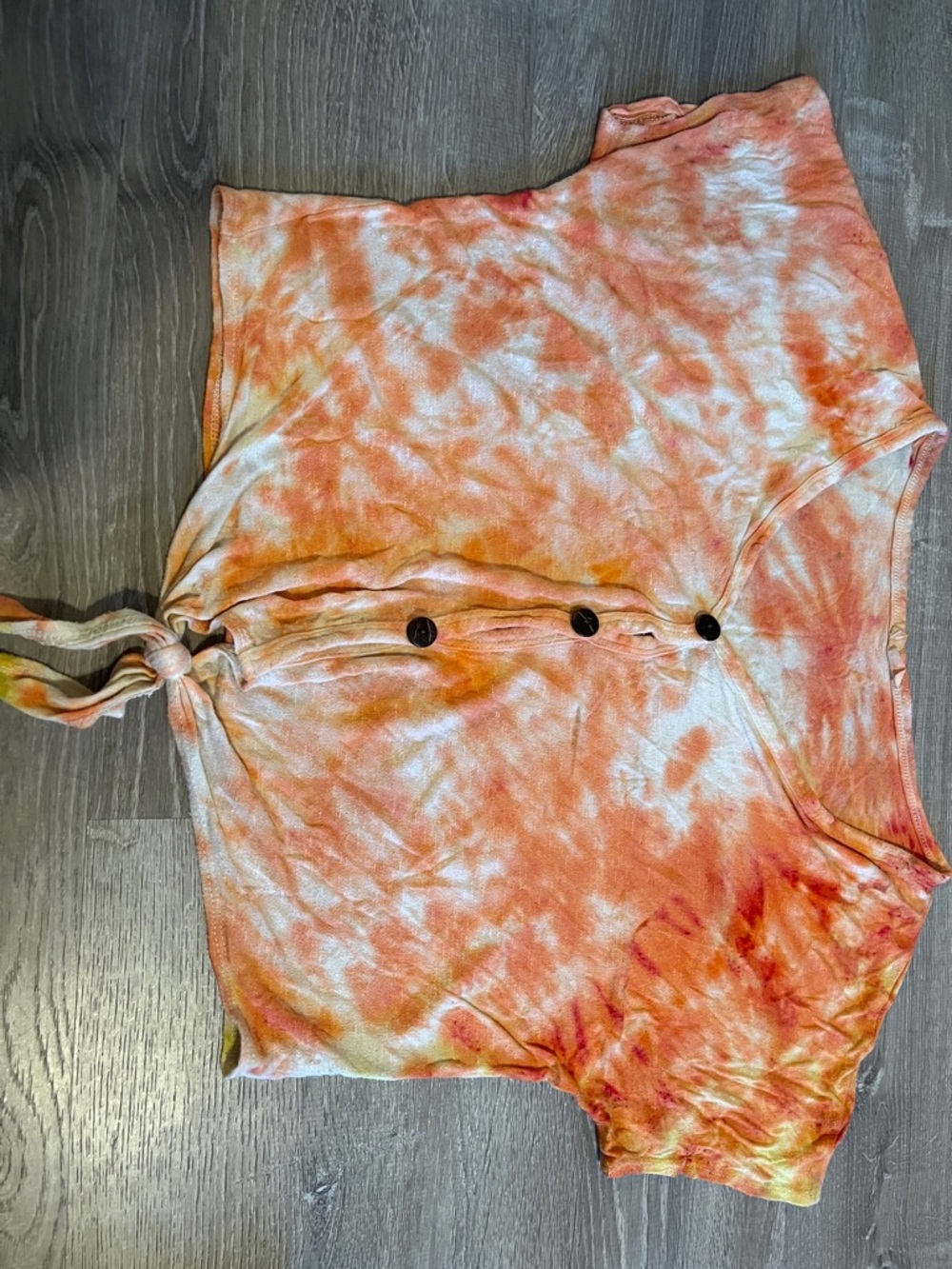 Pinc Orange Tie-Dye Button Front Crop Top